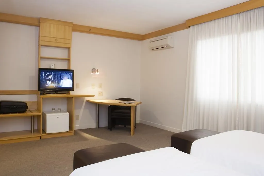 Hotel Intercity Premium Gravataí